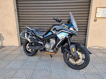 CFMOTO 800MT Sport ABS TFT -- Motor's Passion -
