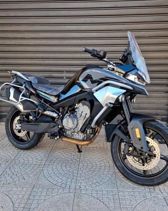 CFMOTO 800MT Sport ABS TFT -- Motor's Passion -