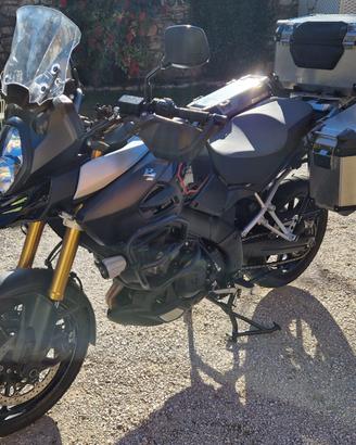 SUZUKI V-STROM