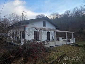 Villa singola - Marchirolo