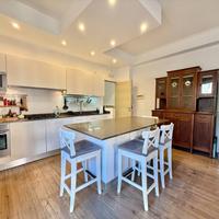 Panoramico 5 vani con terrazza (Via Etnea alta)