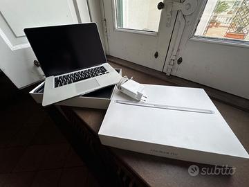 MacBook Pro Retina, 15 pollici, metà 2015 A1398 I7