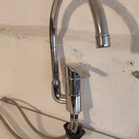 Rubinetto  lavello cucina acciaio 