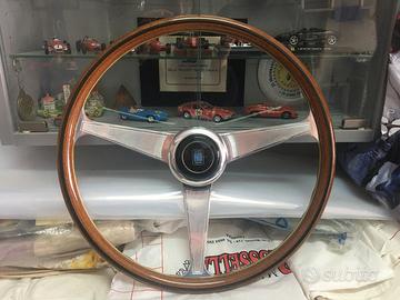 Volante Nardi