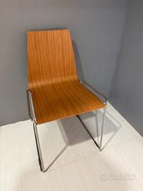Sedia design moderno in legno e acciaio cromato