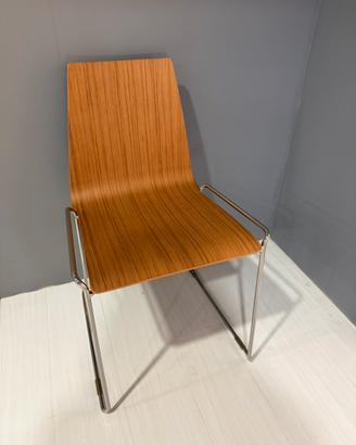 Sedia design moderno in legno e acciaio cromato