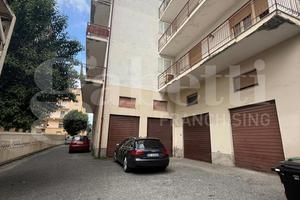 Ufficio Lamezia Terme [Cod. rif 3243664ACU]