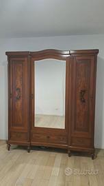 Armadio antiquariato