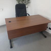 Scrivania Las Noce 140 cm.