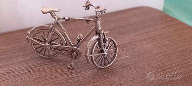 Miniatura Bicicletta Argento 800 (1346 AR)