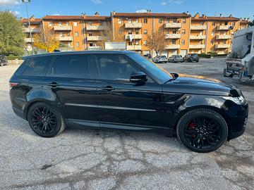 Land Rover Range Rover Sport 3.0 SDV6 HSE Dynamic