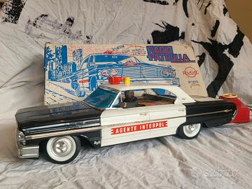 grande auto in latta Ford Galaxie Interpol Spagna.