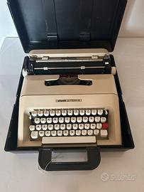 Macchina da scrivere Olivetti lettera 35