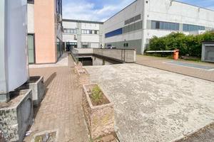 MAGAZZINO A SAN GIULIANO MILANESE
