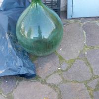 damigiana in vetro verde usata