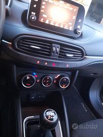 Auto fiat tipo