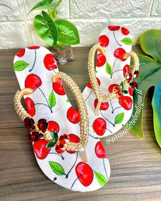 Havaianas ciliegia decorate con cristalli