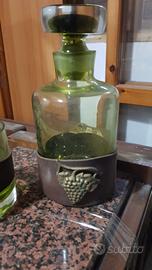 bottiglia e bicchieri 