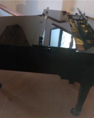 pianoforte mezza coda