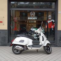 Piaggio Vespa 300 GTS Super 2017