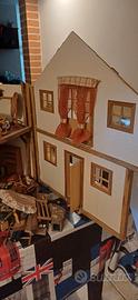 Casa bambole stile country da sistemare