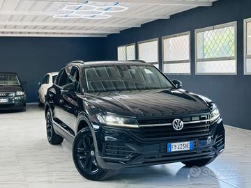 Volkswagen Touareg 3.0 V6 TDI SCR Black Style