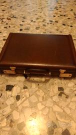 valigetta  ventiquattrore