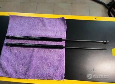 Pistoncini baule nuovi per BMW Serie 1f20