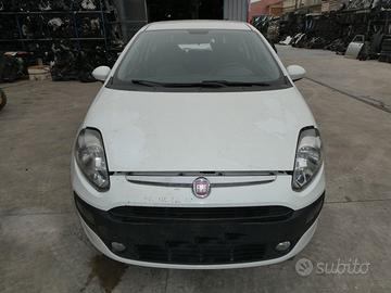 Ricambi usati per FIAT PUNTO EVO 1.3 MULTIJET 2010
