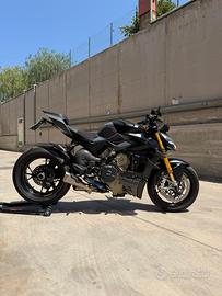 Ducati streetfighter v4s