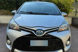 Toyota Yaris Hybrid Active 2015 - 66.100 km Roma