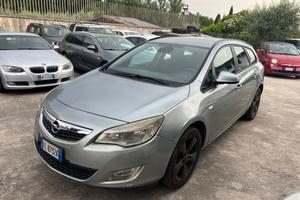 Opel Astra 1.7 CDTI 110CV Sports Tourer Cosmo Flee