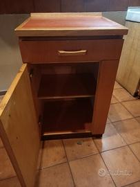 Mobiletto cucina