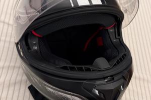 Casco Nolan