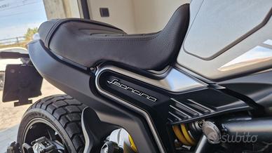 Benelli Leoncino 800
