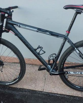 CANNONDALE F29 CARBON XL DA VETRINA