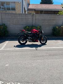 Triumph street triple 765 rs