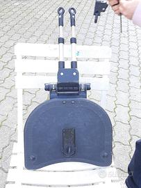 Carrello/pedana aggiuntivo al passeggino