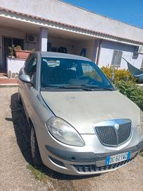 lancia y anno 2006