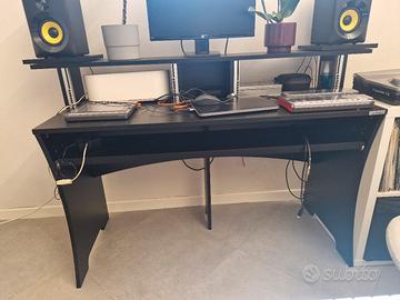 Scrivania da studio Glorious Workbench