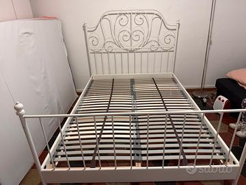 Letto in ferro una piazza e mezzo materasso