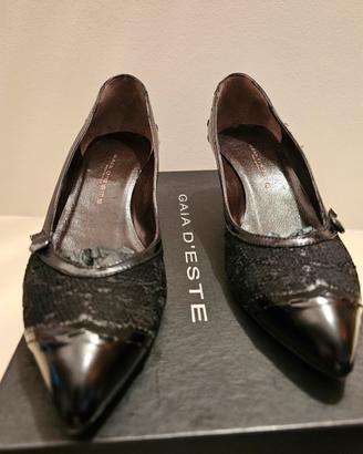 Scarpe lacca e pizzo