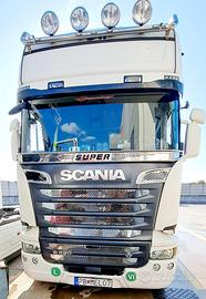 Scania R520 V8