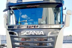 Scania R520 V8