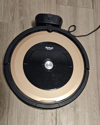 Robot aspirapolvere Romba 895