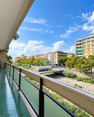 4 LOCALI A SAVONA