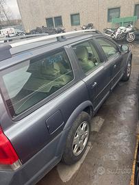 VOLVO XC70 SW 2.4 D 4X4 136KW AUT 5P (2007) RICAMB