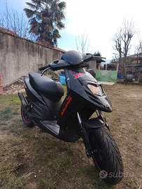 Aprilia sr70
