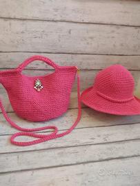 borsa e cappello 