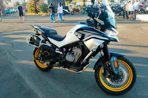 cf moto mt 800 explorer